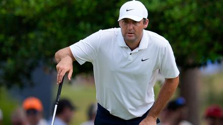 Golfstar Scottie Scheffler hat sich bei der Zubereitung des Weihnachtsessens an der Hand verletzt.