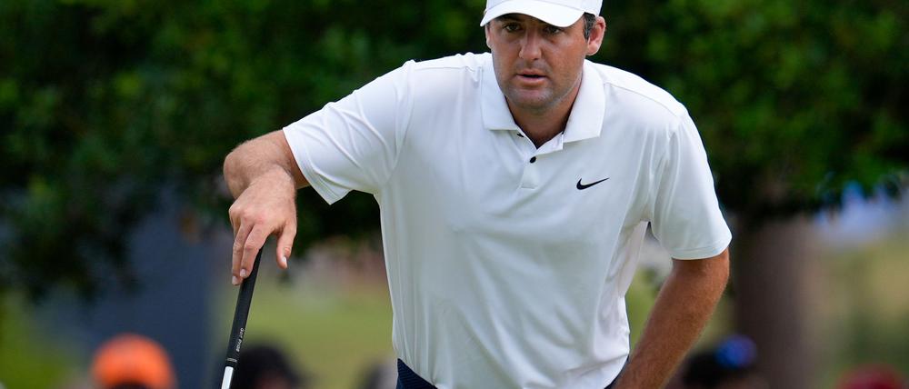 Golfstar Scottie Scheffler hat sich bei der Zubereitung des Weihnachtsessens an der Hand verletzt.