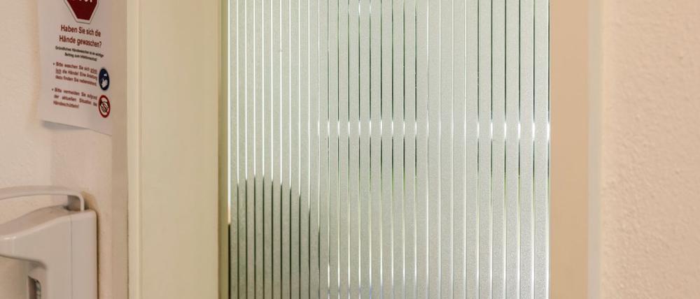 Warten heißt es erst mal in vielen Praxen.