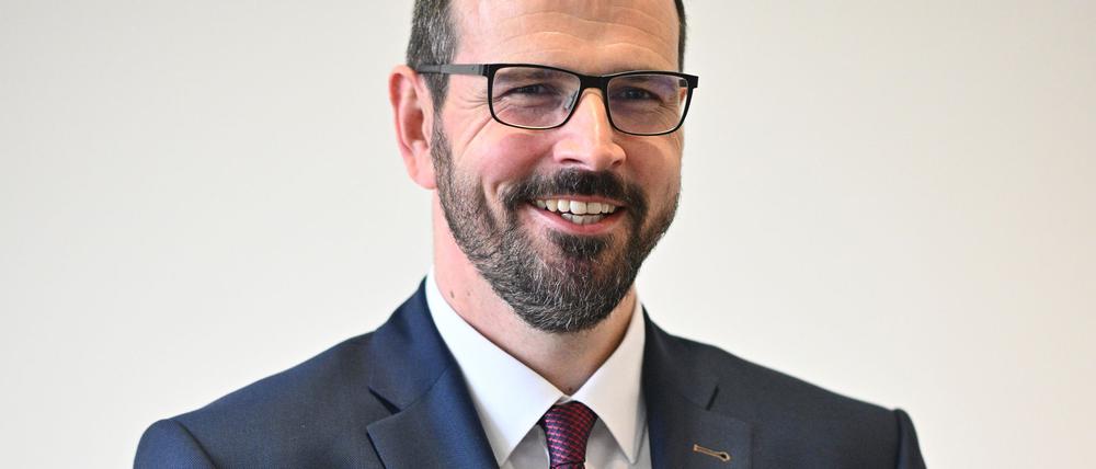 Bildungsminister Freiberg wird am 6. Januar das neue Landesinstitut Brandenburg für Schule und Lehrkräftebildung eröffnen. (Archivbild)