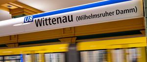 Ein Betrunkener hat am U-Bahnhof Wittenau gepöbelt und einen Sicherheitsmann angegriffen.. (Symbolbild)