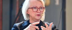Prof. Dr. Dr. h.c. Monika Schnitzer Vorsitzende des Sachverstaendigenrats Wirtschaft, Einzelbild,angeschnittenes Einzelmotiv,Portraet,Portrait,Porträt. 75.Jahrestag IFO Institut am 27.06.2024 in Muenchen. *** Prof Dr Dr h c Monika Schnitzer Chairwoman of the Council of Economic Experts, single image, cropped single motif, portrait, portrait, portrait 75th anniversary IFO Institute on 27 06 2024 in Munich
