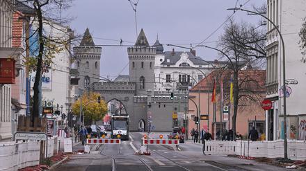 In der Friedrich-Ebert-Straße sind noch Restarbeiten zu erledigen.