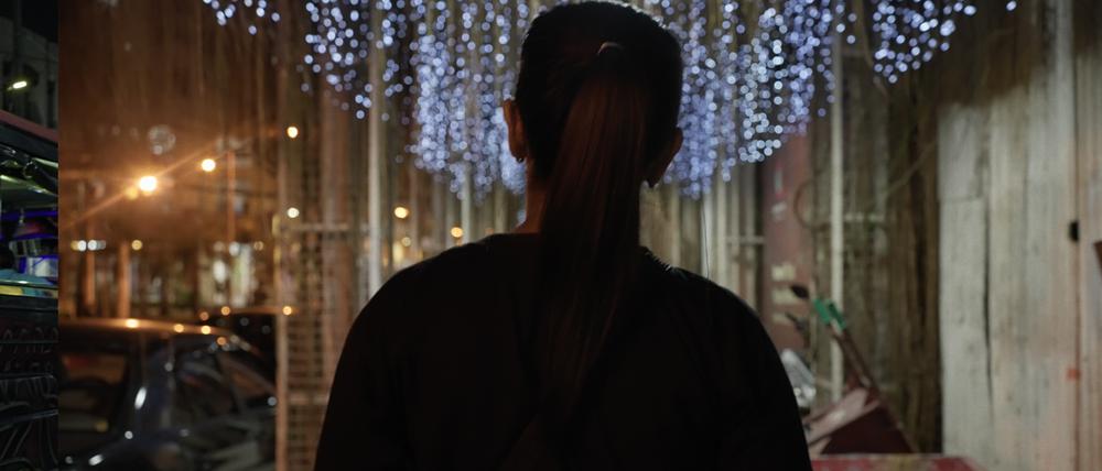 Gemeinschaftsarbeit: Kiri Dalena schuf zusammen mit Ben Brix die Video-Installation „Walang Masulingan“, 2024.