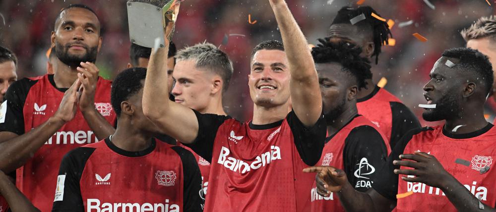 Bayer Leverkusens Team um Angreifer Patrik Schick könnte zeitnah einen 18 Jahre alten Neuzugang erhalten.