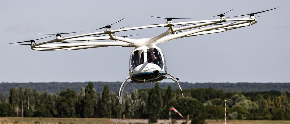 Ein Volocopter beim Testflug am letzten Tag der Olympischen Spiele 2024 in Paris.