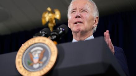 Kurz vor seinem Amtsabtritt hat Joe Biden weitere Milliarden-Hilfen für die Verteidigung der Ukraine im Krieg gegen Russland angekündigt. 