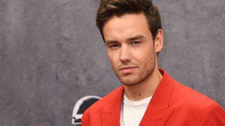 Nach Liam Paynes tödlichem Sturz von einem Hotelbalkon wurden fünf Menschen in Argentinien angeklagt. 