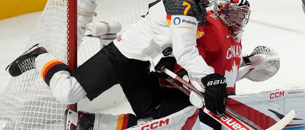 Bei der U20-WM müssen die deutschen Eishockey-Junioren in die Relegation.