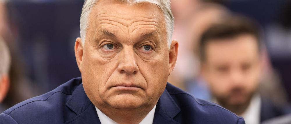 Ungarns Ministerpräsident Viktor Orbán weigert sich bislang, bestimmt Reformauflagen der EU umzusetzen. (Archivbild)