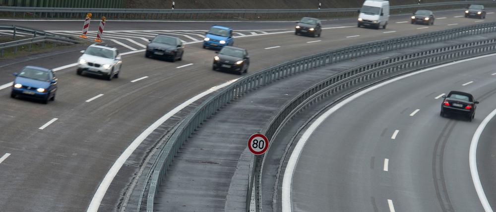 Die Avus wird in der Nacht vom 6. auf den 7. Januar voll gesperrt.