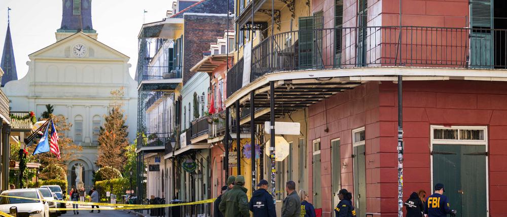 Ein Auto ist in New Orleans in eine Menschenmenge gerast - zehn Menschen starben.