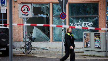 Der Einsatz von Kugelbomben sorgt für Schäden und besorgt viele Menschen (Archivbild)  
