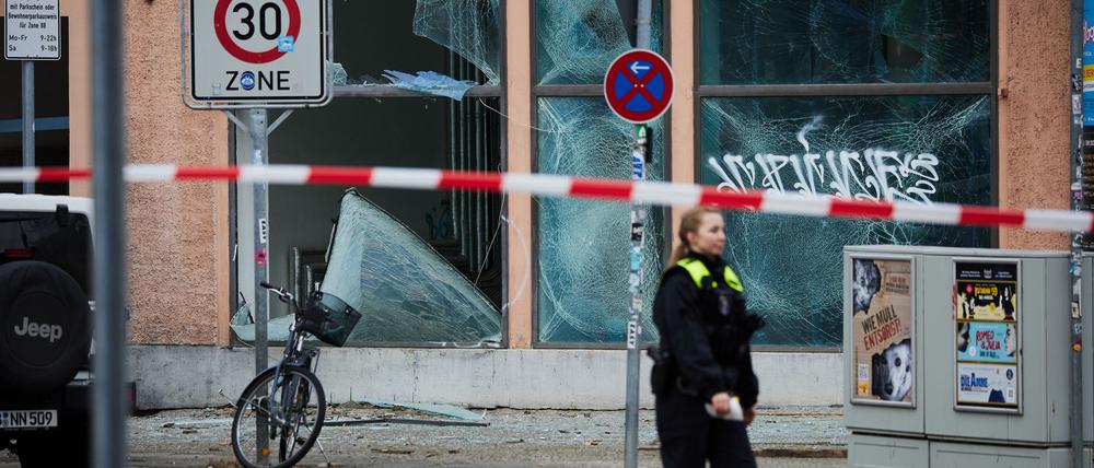 Der Einsatz von Kugelbomben sorgt für Schäden und besorgt viele Menschen (Archivbild)  