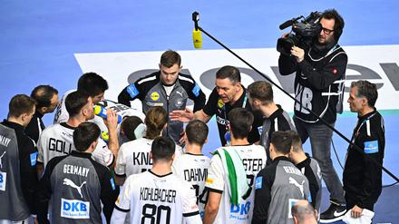 Die deutschen Handballer starten am 3. Januar in Hamburg in die WM-Vorbereitung.
