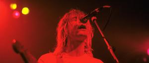 Kurt Cobain von Nirvana live im Astoria Theatre London.