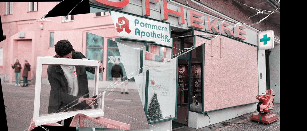 Aufräumarbeiten eines Glasers vor der Pommern-Apotheke in Berlin-Schöneberg. Eine Montage des Tagesspiegel.