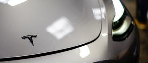 Besonders unter Druck ist Tesla in Europa, wo die Nachfrage nach Elektroautos geschrumpft ist.