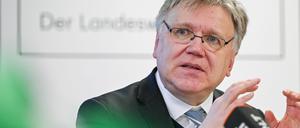 Der aktuelle Landeswahlleiter Stephan Bröchler begrüßt die Reform.
