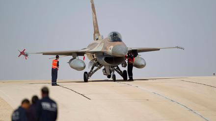 Israels Luftwaffe soll laut Aktivisten erneut Ziele in Syrien angegriffen haben. (Archivbild) 