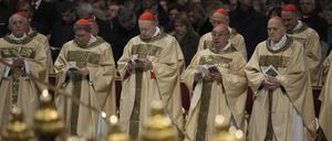 Mit der Öffnung der Heiligen Pforte im Petersdom im Vatikan wurde am 24. Dezember 2024 das Heilige Jahr eröffnet.