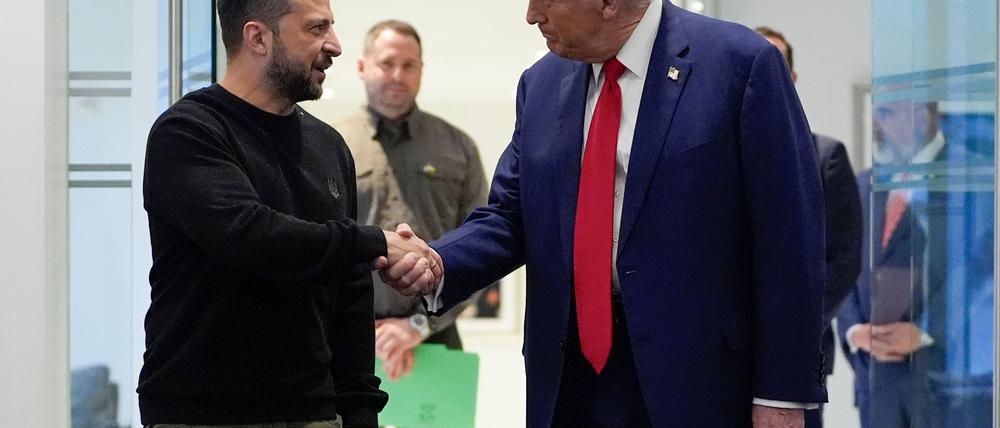 Der ukrainische Präsident Wolodymyr Selenskyj setzt Hoffnungen in die Unvorhersehbarkeit des gewählten US-Präsidenten Donald Trump. (Archivbild)
