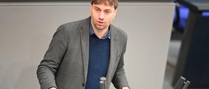 Stefan Gelbhaar will der Bitte des Grünen-Kreisvorstands Berlin-Pankow nicht nachkommen - und erneut für den Bundestag kandidieren. (Archivbild)