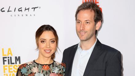 Aubrey Plaza und Jeff Baena bei der Premiere von „The Little Hours“ auf dem Los Angeles Film Festival 2017. 