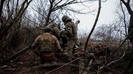 Ukrainische Soldaten in der Region Charkiw.