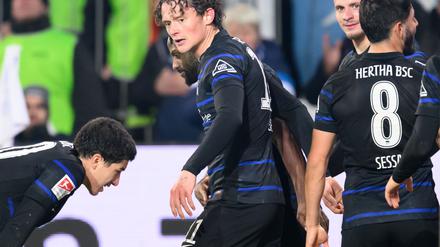 Fabian Reese (M) bereitet sich mit Hertha auf die Rückrunde vor. 
