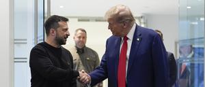 Der designierte US-Präsident Donald Trump und der ukrainische Präsidenten Wolodymyr Selenskyj.