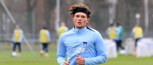 Fabian Reese musste beim Trainingsauftakt noch abseits des Teams arbeiten. Jetzt soll er Stück für Stück an die Mannschaft herangeführt werden.
