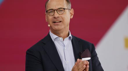 Oliver Bäte: Der Chef des Versicherungskonzerns Allianz plädiert für höhere Steuern auf große Erbschaften.