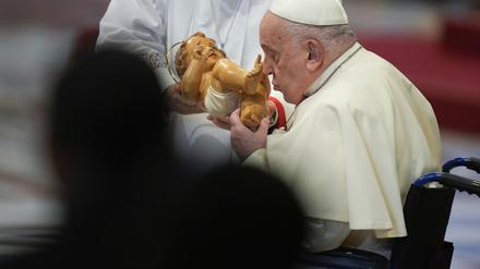 Papst Franziskus ernannte erstmals eine Frau zur Präfektin im Vatikan, die italienische Ordensschwester Simona Brambilla.