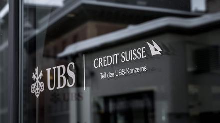 Ein Foto des Logos der Credit Suisse-Bank.