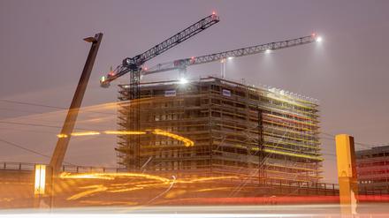 Berlin will beim Bauen schneller werden. (Archivbild)