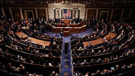 WASHINGTON, DC - JANUARY 06: Members of Congress participate in a joint session of Congress to ratify the 2024 Presidential election at the U.S. Capitol on January 06, 2025 in Washington, DC. Congress held a joint session to ratify President-elect Donald Trump’s Electoral College win over Vice President Kamala Harris, four years after a mob of supporters of then-President Donald Trump stormed the Capitol to halt the certification of the 2020 election results.   Chip Somodevilla/Getty Images/AFP (Photo by CHIP SOMODEVILLA / GETTY IMAGES NORTH AMERICA / Getty Images via AFP)