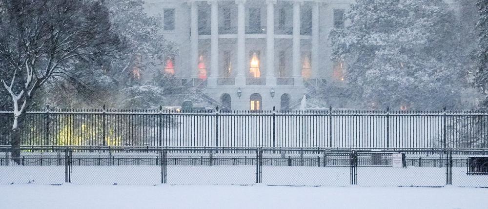 Auch in der US-Hauptstadt Washington und der Region fielen bis zu 20 Zentimeter Schnee.