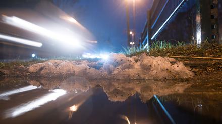 Das Wetter in Berlin und Brandenburg wird kälter, Schnee bleibt jedoch selten. 