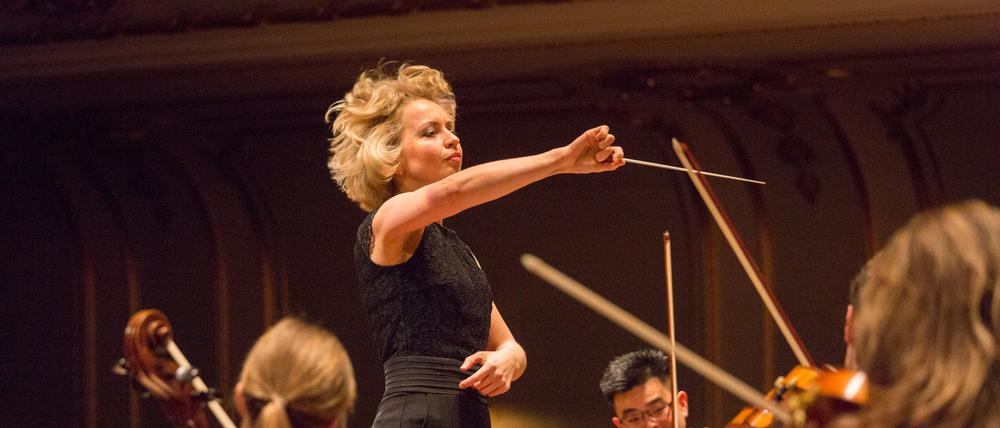 Anna Skryleva, geboren in Moskau, ausgebildet am dortigen Tschaikowski-Konservatorium und an der Berliner Universität der Künste, wird musikalische Leiterin der Oper Magdeburg. Foto: Knut Gielen