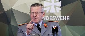 Bundeswehrgeneral Andre Bodemann verzweifelt an der Bürokratie