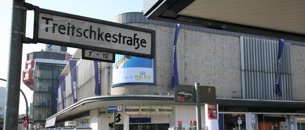 Antisemit auf dem Schild: Die Treitschkestraße in Berlin-Steglitz.