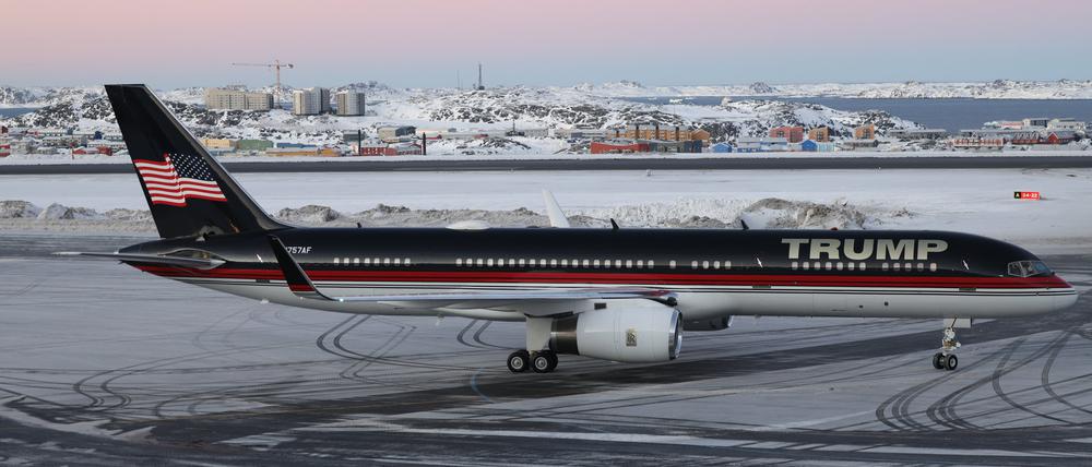 Das Flugzeug mit Donald Trump Jr. an Bord landete am Dienstag in Nuuk.