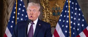 Der designierte US-Präsident Donald Trump bei einer Pressekonferenz in Mar-a-Lago/Florida.