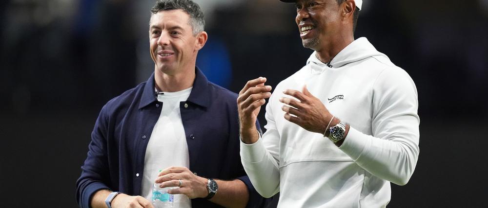 Tiger Woods (r) und Rory McIlroy sind Mitbegründer der TGL.