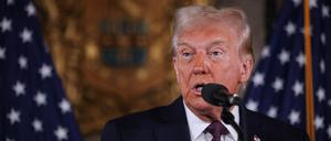 Donald Trump bei einer Pressekonferenz am 7. Januar in Mar-a-Lago, Florida.