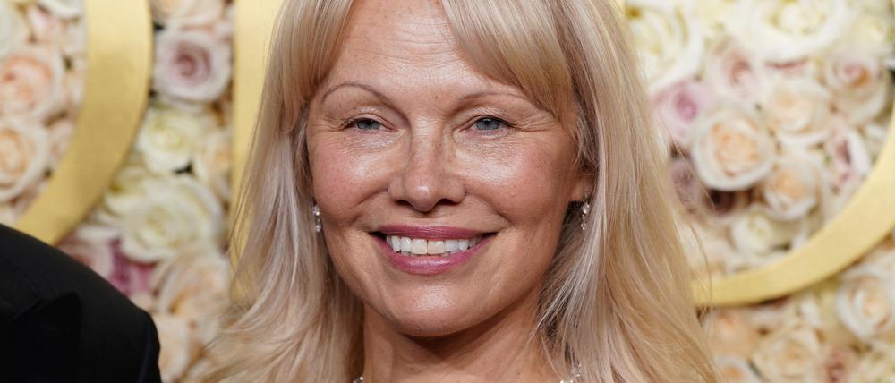 Schauspielerin Pamela Anderson wäre einmal beinahe von einem Fremden im Flugzeug angegriffen worden. (Archivfoto)