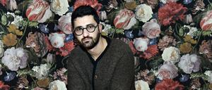 Ersan Mondtag wie im Bällebad: Ein Regisseur, der das Spektakel liebt.