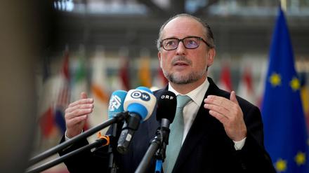 Außenminister Alexander Schallenberg soll in Österreich übergangsweise auch als Bundeskanzler dienen.