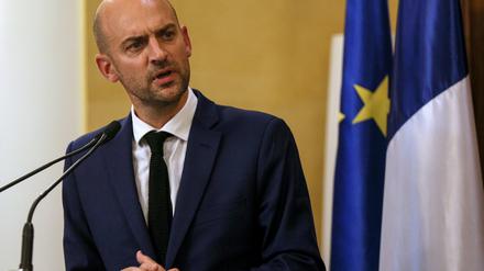 Der französische Außenminister Jean-Noel Barrot glaube nicht, dass die USA Grönland überfallen würden, das seit mehr als 600 Jahren zu Dänemark gehört, aber politisch weitgehend eigenständig ist.